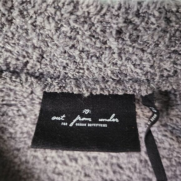 Anthropologie Out from under sweater  fluffy semi crop button front swea… - Picture 2 of 7